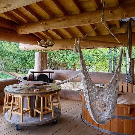 Holiday home La Du Trappeur *